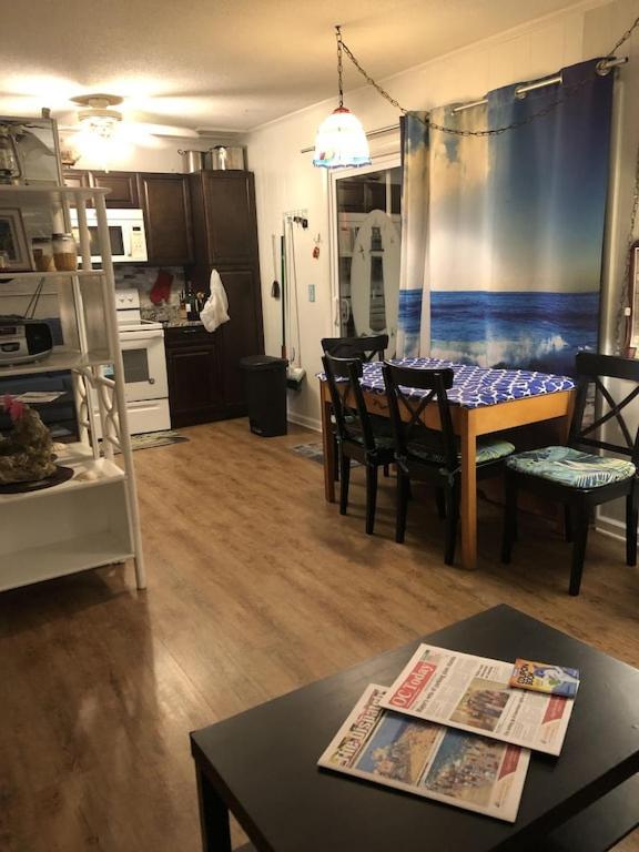 Bayside 1St Floor Oc 2 Br/1Ba Pool Condo Close To Jolly Roger/Convention Center Ocean City Exterior photo
